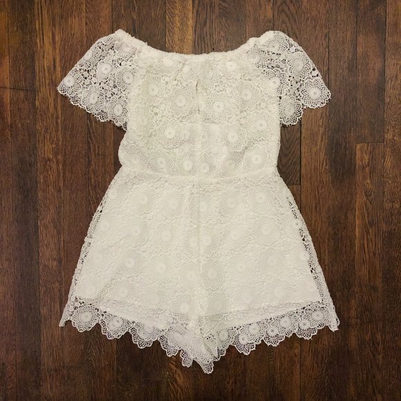 Bec Bridge White Daisy Eyelet Lace Playsuit Romper - Picture 5 of 13